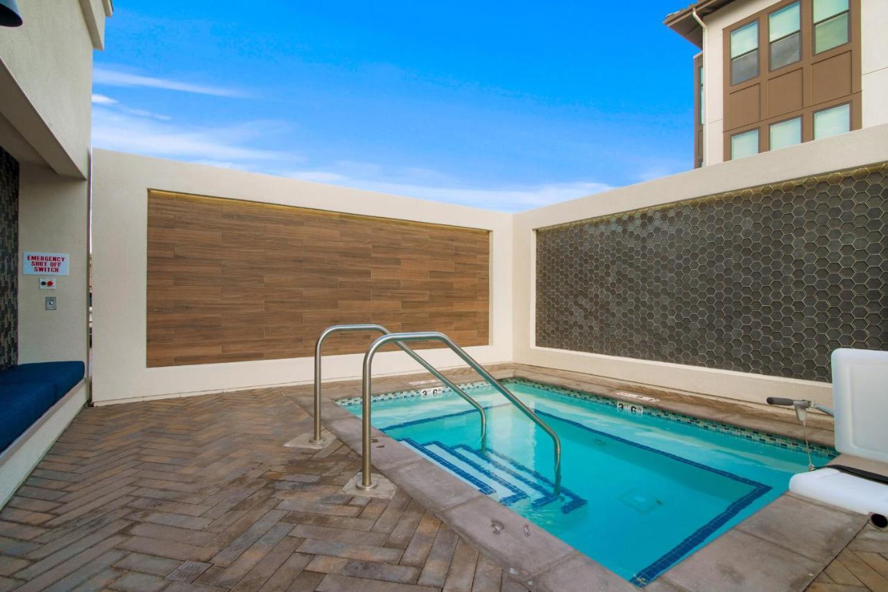 Global Luxury Suites In The Heart Of San Carlos Exterior foto